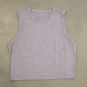Lululemon grey crop tank sz 6